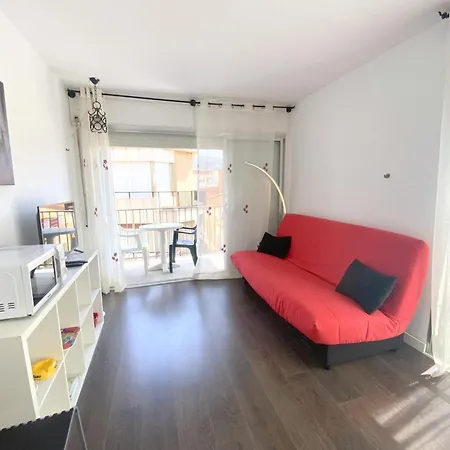 Estudio Acogedor En Con Aire Acondicionado Y Terraza - Hisp-312-18 דירה *