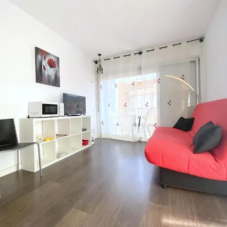 Estudio Acogedor En Con Aire Acondicionado Y Terraza - Hisp-312-18 רוזס